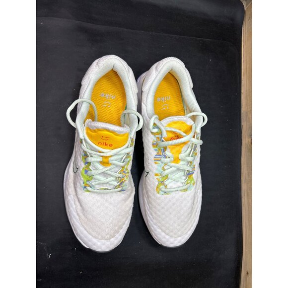 Nike Renew Ride 3 Premium Road Running Shoes Womens Size 10 White & Green Lightw - Picture 3 of 9